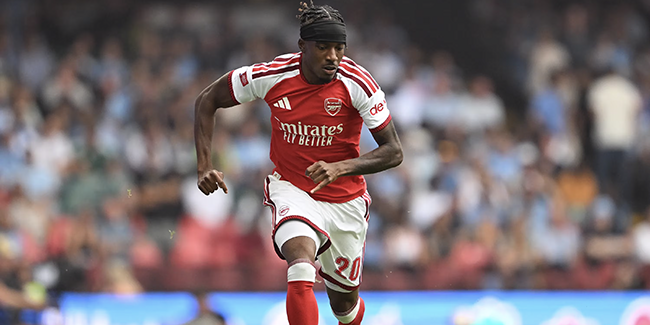 Arsenal s'impose et recolle à Manchester City, la Juventus Turin dominée par la Lazio Rome